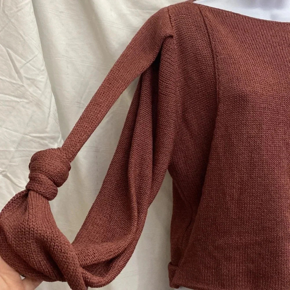 Vintage Boatneck Knit Sweater With Knot Details and Pocket- Mauve - Picture 3 of 8